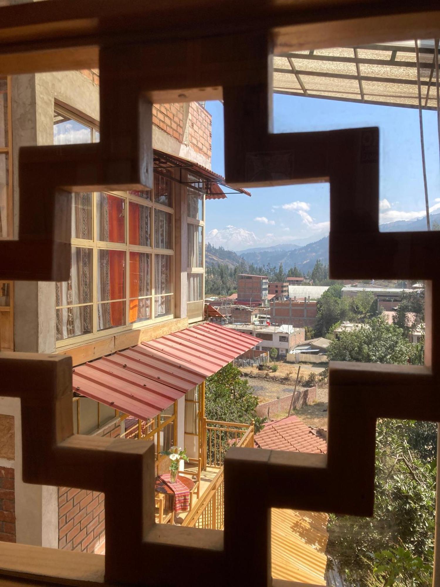 Eco Hotel Banderas 와라스 외부 사진